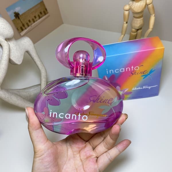 Ferragamo 🍃 Dreamy Rainbow Parfym - Radiant Glow 100ml