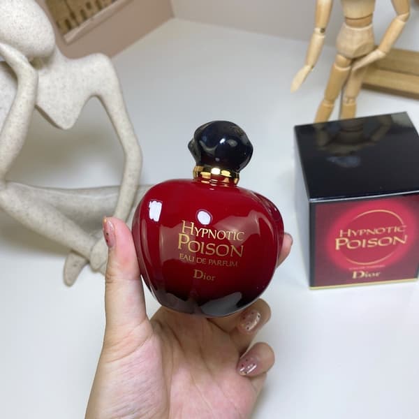Diorin Hypnotic Poison Eau de Parfum -suihke 100 ml