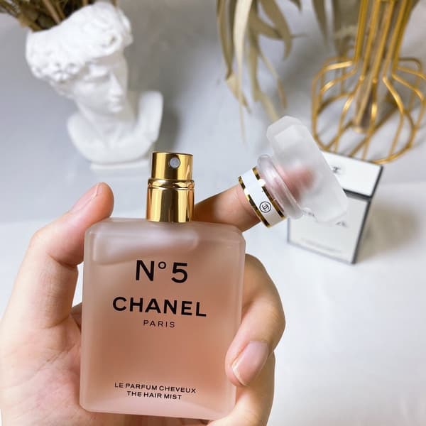 [TX]Chanels No. 5 Hiuslakka Uusi 35ml