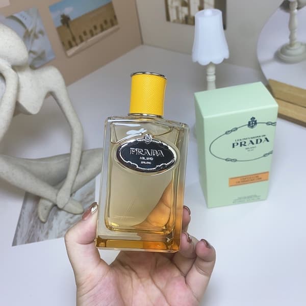 a'Prada's LES INFUSION Blomsterduft 100ml