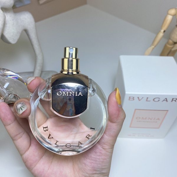Bvlgaris nya Crystal White Eau de Parfum 100ml