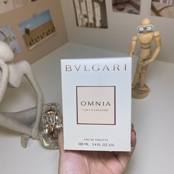 Bvlgaris nya Crystal White Eau de Parfum 100ml