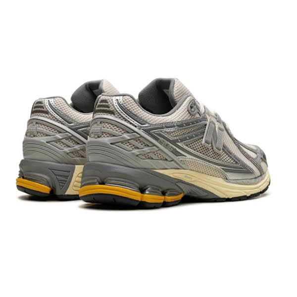 NEW BALANCES 1906R METALLIC SILVER YELLOW Original sneakers för män och kvinnor 44