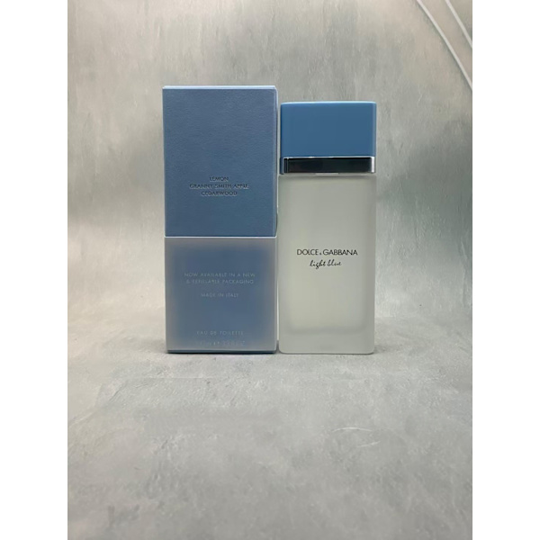 D & G Light Blue Set för Kvinnor och Light Blue Set för Män (2 Flaskor, 100 ml)