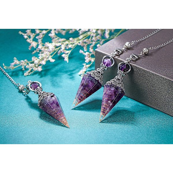 Chakra-kristalliheiluri kuusikulmainen Reiki-parantava kristalli kärki jalokivi dowsing-heiluri ennustamiseen ja skryingiin Wicca ametisti