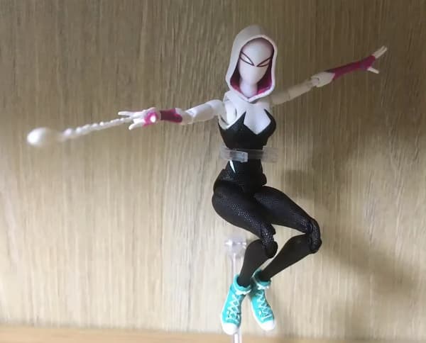 Med butikkboks; edderkoppheltinne actionfigur, samlemodell for samlere