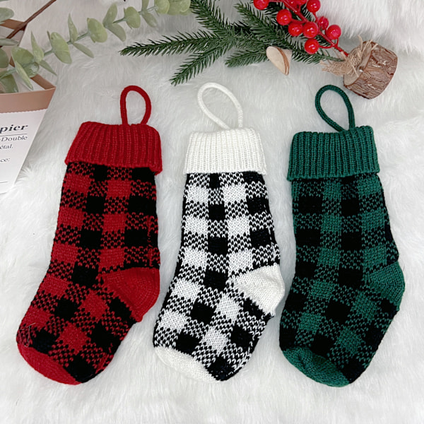 Nye Julepynt Strikket Plaid Lille Størrelse Jule Strømper Julegavepose Small Size Knitted Plaid Socks 【Red