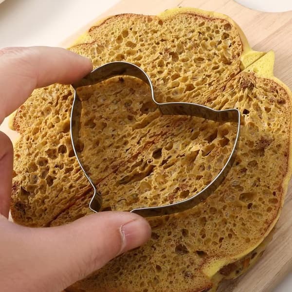 12 STK Påske Kakestikkersett Rustfritt Stål Bakeform Egg Kanin Gulrot Form 2cm Høyde 12pcs
