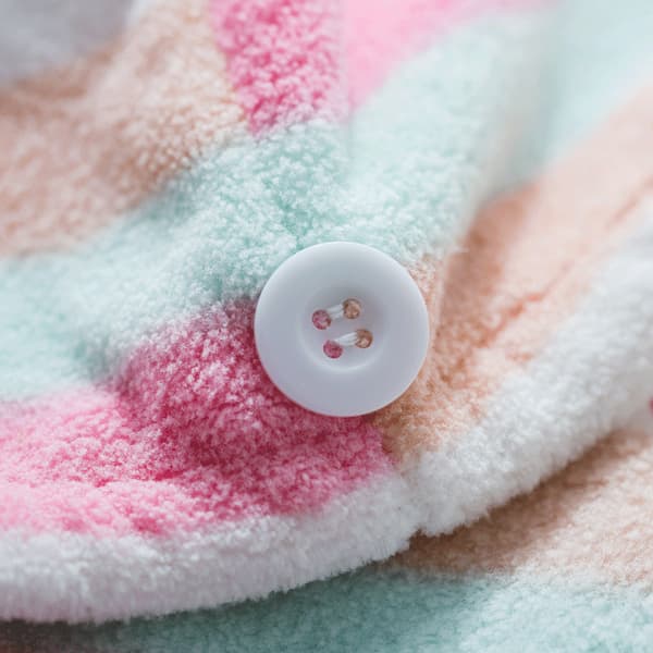 Mikrofiber Hårhætte Super Absorberende Tørt Hår Håndklæde Regnbue Tør Hårhætte med Knapper til Vådt Hår