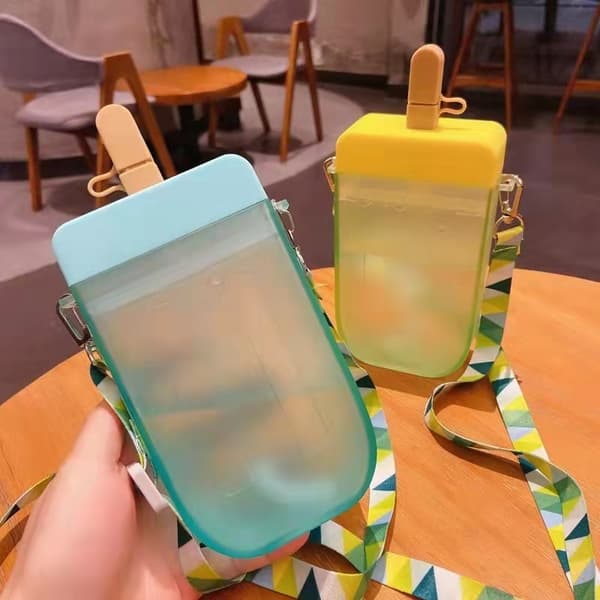 Popsicle Drikkekopp 300ml Kreativ Iskrem Plast Popsicle Justerbar Stropp Drikkekopp (Blå) B
