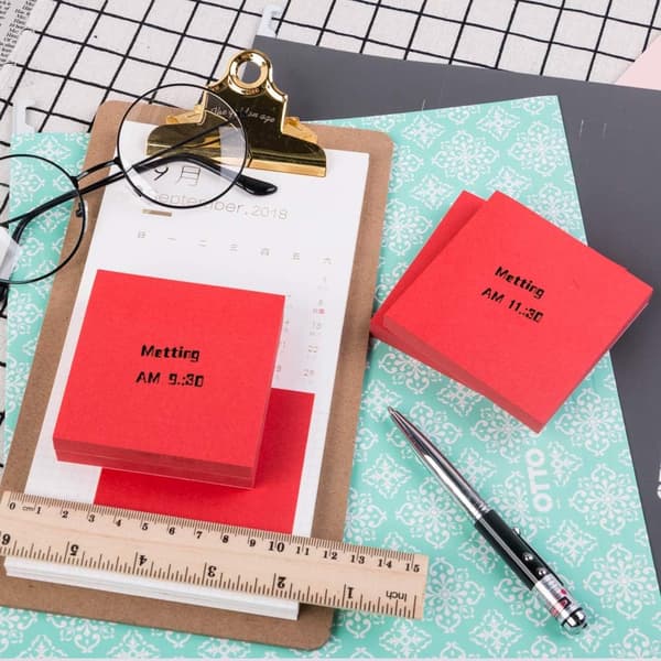 4-pack Super Sticky Post-it Notes, 7,6 x 7,6 cm, 100-sidiga kontorsanteckningar (Röd)