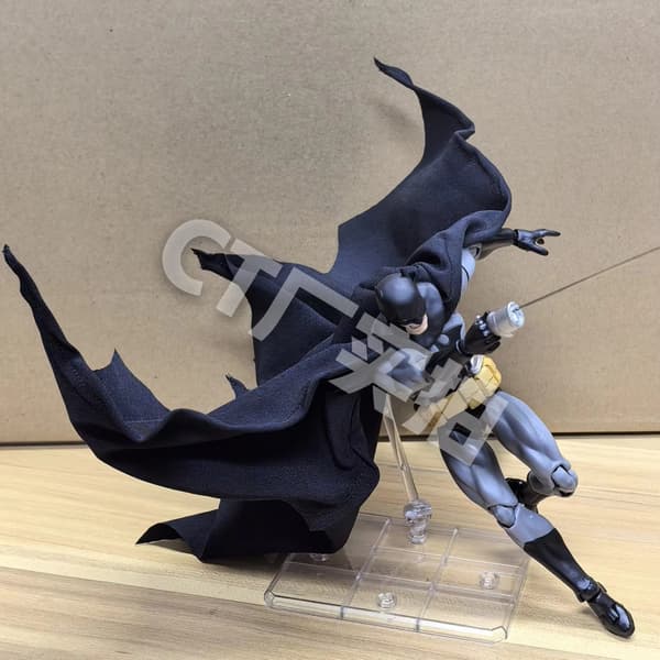 Med eske; Dark Knight-helt actionfigur, førsteklasses samlerstatue, tilpasset modellgave til barn