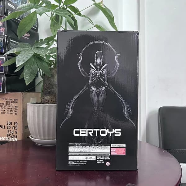 Med eske; mystisk alien vs predator-figur, 28 cm stor samlerpynt, voksen gave