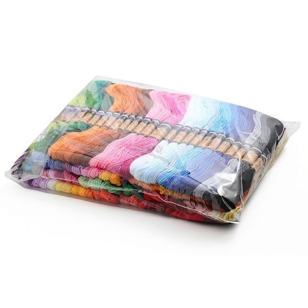 200 vyyhtiä kirjontalankaa / mouline-lankaa monivärinen Multicolor one size