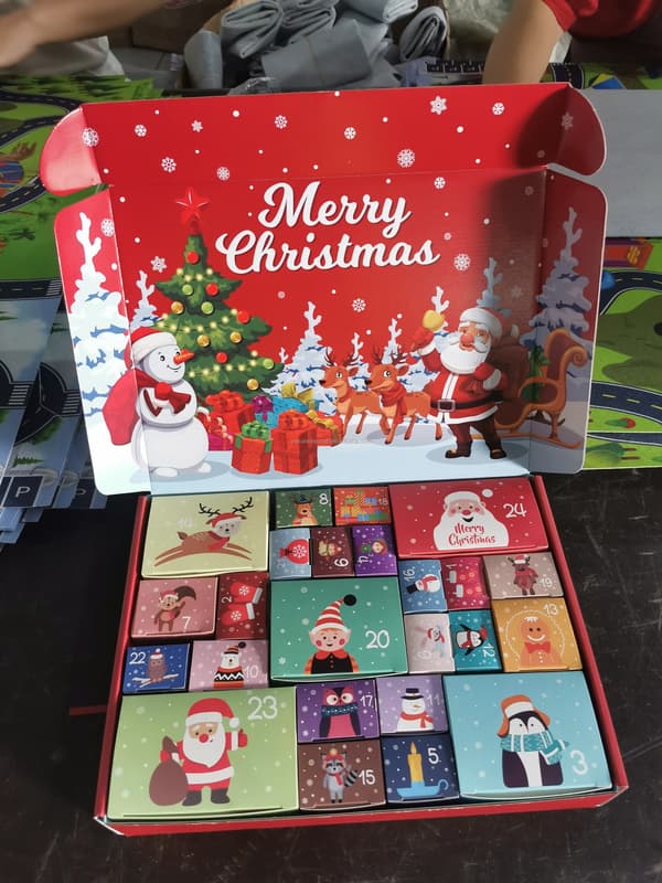 Fidget Julekalender - Adventskalender for Barn - Julekalender med Sensoriske Leker