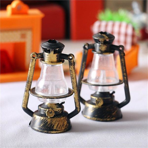 Miniature møbler legetøj dukkehus DIY dekoration tilbehør mini retro lysende petroleumslampe