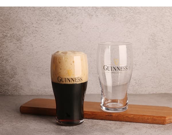 2 Guinness Pintglass