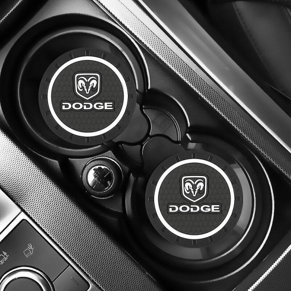 Auton vesikuppilasinaluset Pullonpidikkeet Matot Koristepuku Dodge Challenger Ram 1500 Laturi Avenger Caliber Autotarvikkeet| |