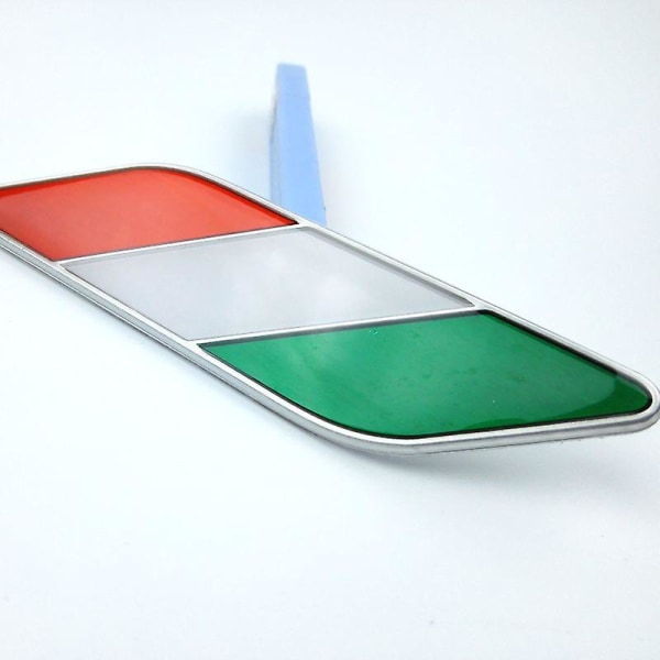 Italia flaggklistremerke 1 par nasjonale flagg metallklistremerker Bilklistremerke metall Italia flagg (rød, hvit, grønn)(2 stk)