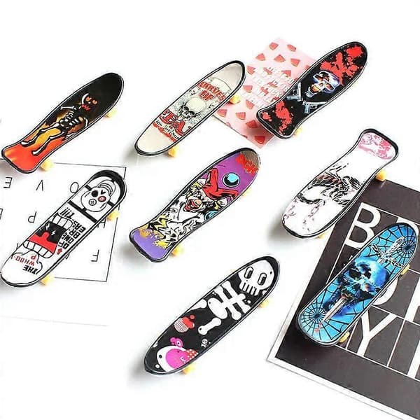 12-pack Mini Fingerboards Set - Festartiklar, Skrivbord, Samlarobjekt 12PCS