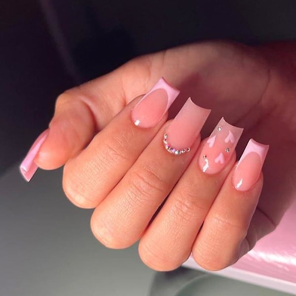 24Pcs Valentines Press on Nails Medium Pink Heart Coffin Fake Nails French Tip Acrylic Nails Press ons Valentine's Day Stick Glue on Nails