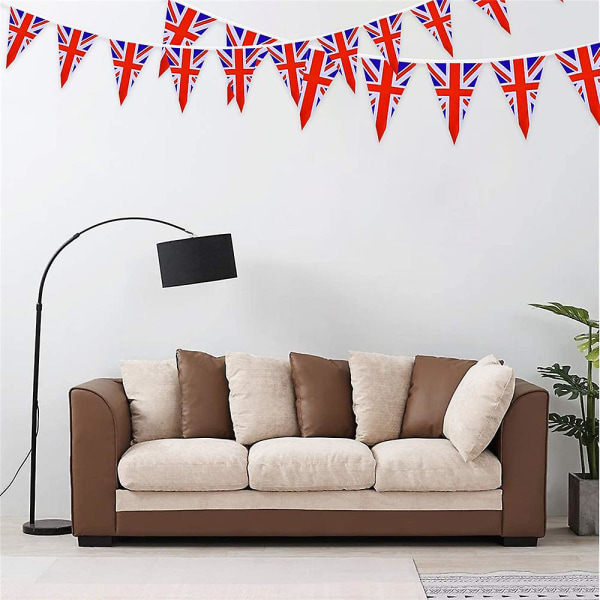 10m Union Jack -kolmioviiri, 30 kpl Ison-Britannian lippuja, Kuningas Charlesin kruunajaiskoristeet, juhlakoristeluun