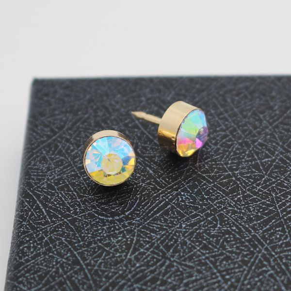 Koreansk version af udsøgt diamant broche, enkle mini stinged heste, små brocher, herre- og damejakkeskjorteknapper