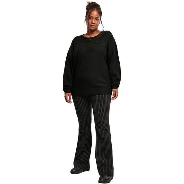Damemodell - Tykk, fluffy oversized genser