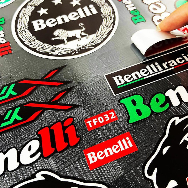 Motorcykeltillbehör Modifierad Bränsletank Dekaler Racing Reflekterande Hjälm Dekal För Benelli Trk Bn Leoncino Tornado Tnt300 600 PVC5