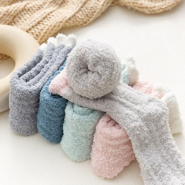 5 Par Kvinnor Kvinnor Vinter Varm Mjuk Fluffig Bed Socks Lounge Random