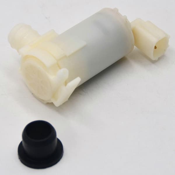 Frontrute Spylepumpe For Navara D22 11/2001 - 12/2008