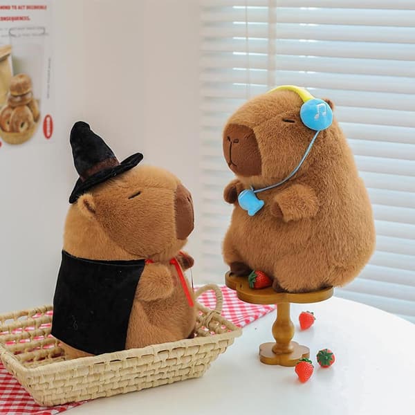 Söpö Kapybara Pehmolelu Kokkihatulla ja Patongilla, Kapybara Pehmoeläin Lapsille, Ruskea Magic Kapybara Magic Capybara 32 cm