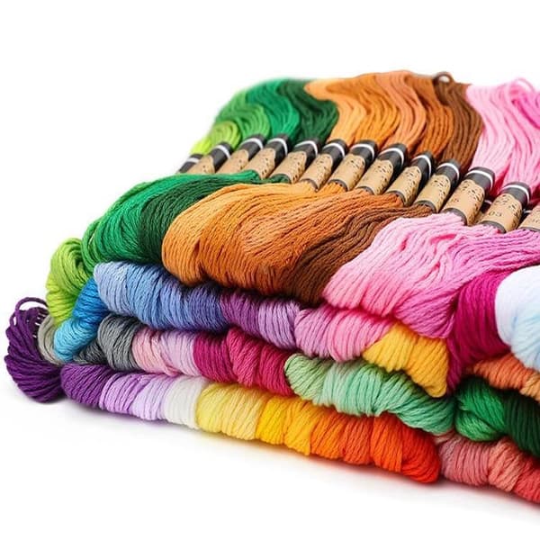 200 nøgler broderigarn / moulinegarn multicolor