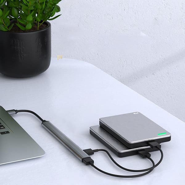 INF USB3.0 til USB2.0/3.0 USB-hub med 7 porter Silvergrå
