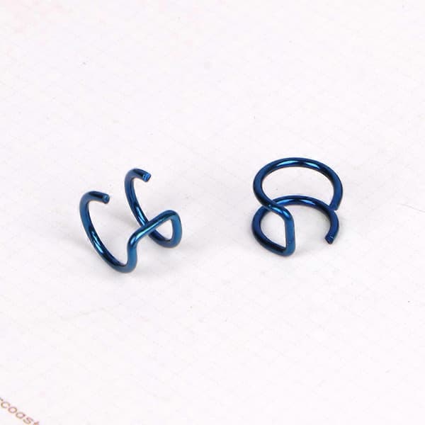 Titanium 2 Ringar Öronmuddar Clips On Helix Broskring Ingen Piercing Kroppssmycken Black