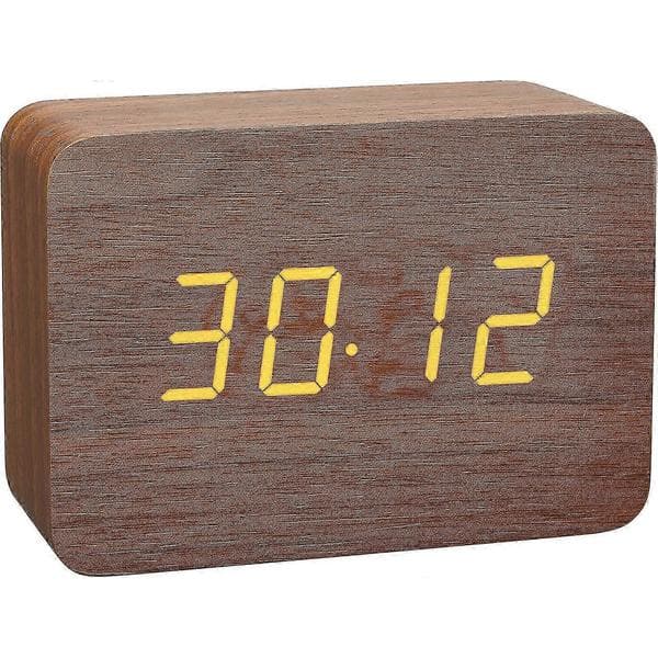 Liten digital väckarklocka i trä med LED-display