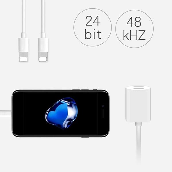 2 stk. Splitter Adapter Hodetelefon Audio & Ladekabel for iPhone 7 8 Plus