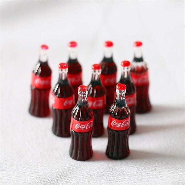 Miniatyyrihuonekalut Lelut Nuketalo DIY Koriste Tarvikkeet Mini Juomapullo Cola Soda
