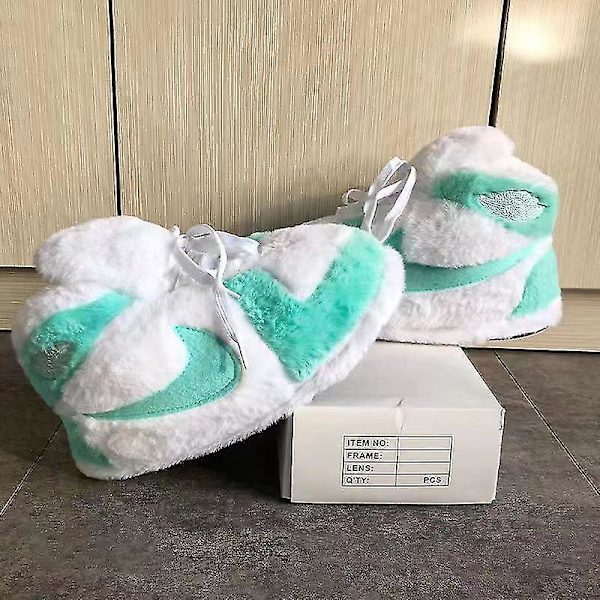 Sneakers-liknande plyschtofflor Kreativ inslagning Fuzzy Varm vinter Drag skor
