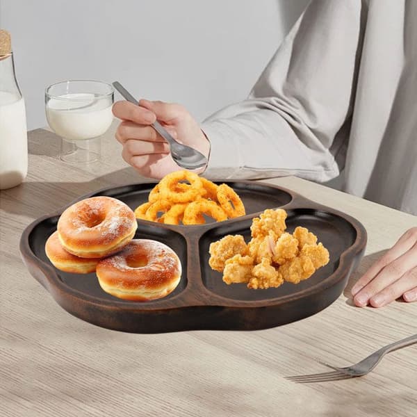 Delad träbricka – 26 cm – Snacks & frukt – Bordsdekoration