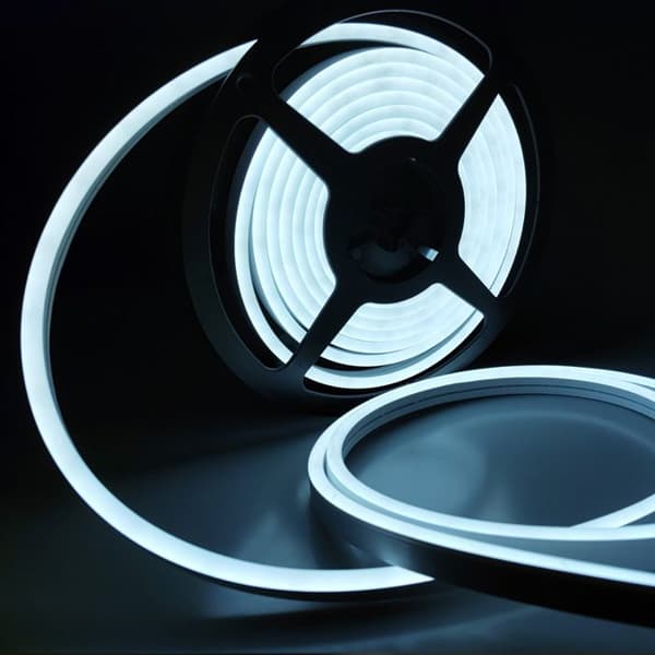 Neon LED-stripe, 12V, 5m, hvit, dimbar, 6000K, vanntett, fleksibel silikon for utendørs bruk