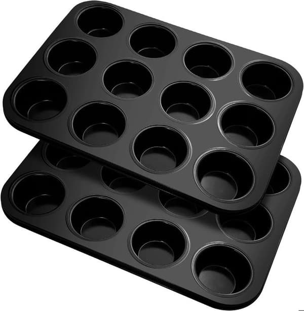 2 muffinforme med 12 rum til muffins, cupcakes, buddinger, sort