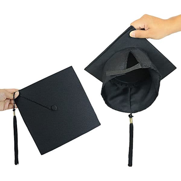 Studenterhue, Bachelorhue, Dimissionshue, Universitetsgrad
