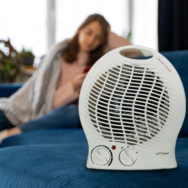 Varmeblæser med 2 effektniveauer og overophedningsbeskyttelse, 2000 W, hvid