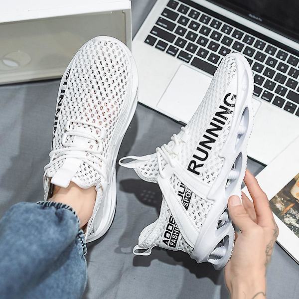 Promenadskor för män Andas Flying Woven Mesh joggingskor Halkfria sneakers 3Cz1139 White 41