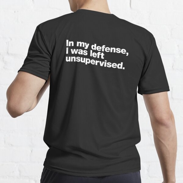 Till mitt försvar lämnades jag utan uppsikt. Aktiv T-shirt Black S_Back