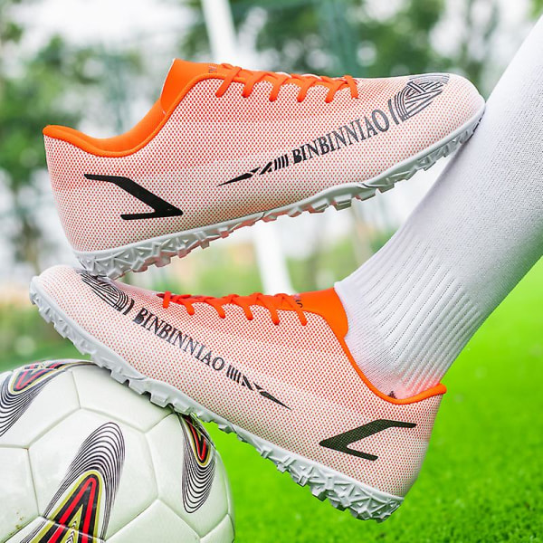 Fotbollsskor för män Halkfria fotbollsskor Klossar Gräs Fotbollssneakers Yj1899 White 35
