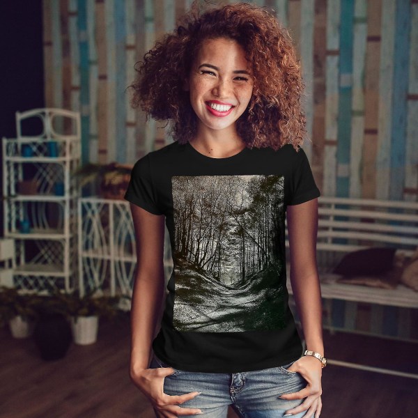 Dark Forest Photo Women T-shirt XL