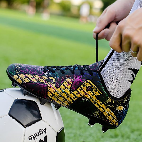 Fotbollsskor för män Halkfria fotbollsskor Klossar Gräs Fotbollssneakers Yj211 BlackGold 38