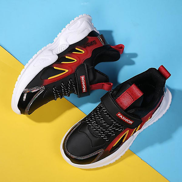 Kids Sneakers Andas löparskor Mode Pojkar Flickor Sportskor T831 BlackRed 32